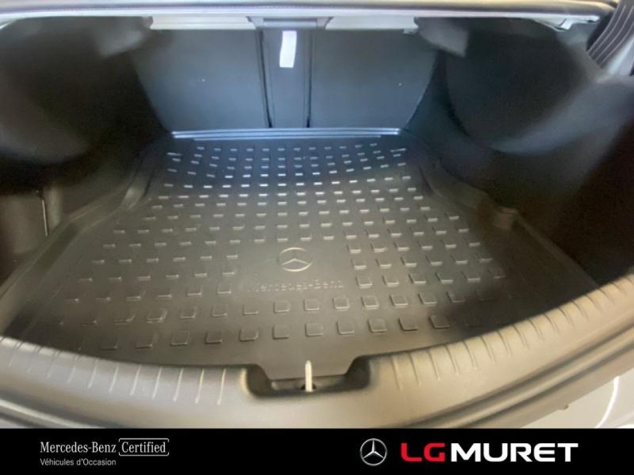 Photo du v&eacute;hicule 12 / 18