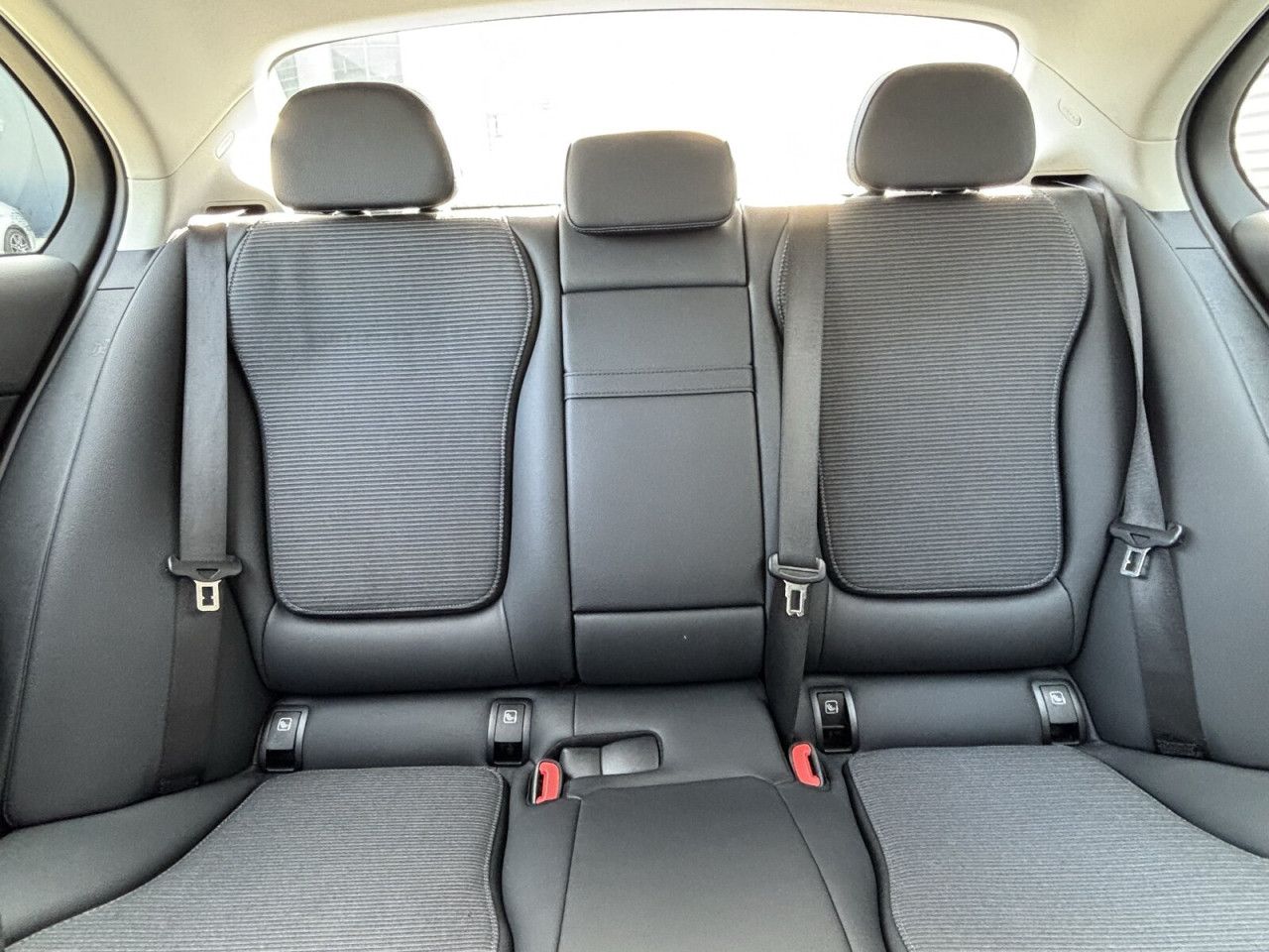Mercedes-Benz C-Klasse – Bild 19