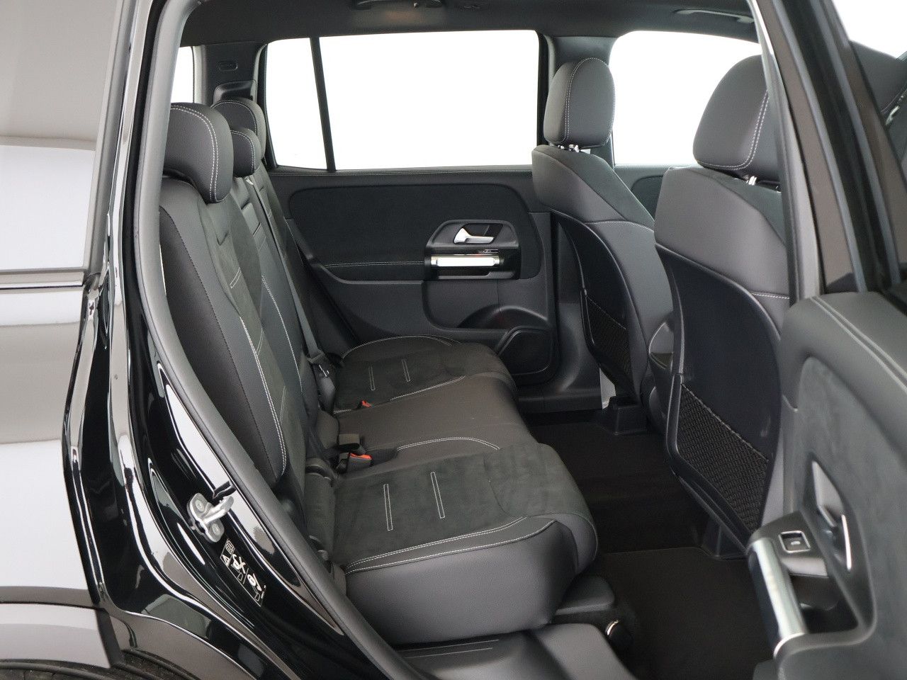 Mercedes-Benz GLB – Bild 14