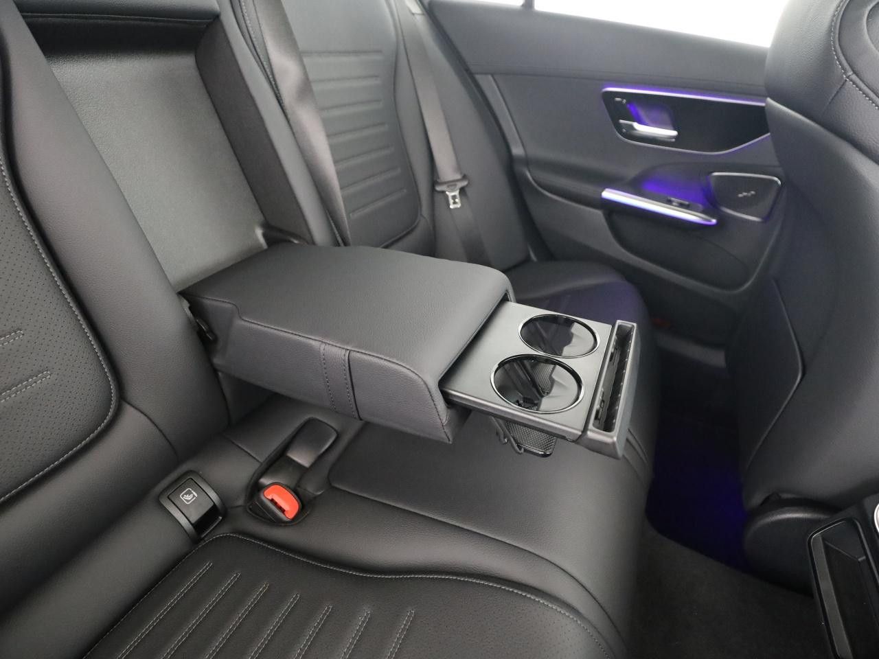 Mercedes-Benz C-Klasse – Bild 18