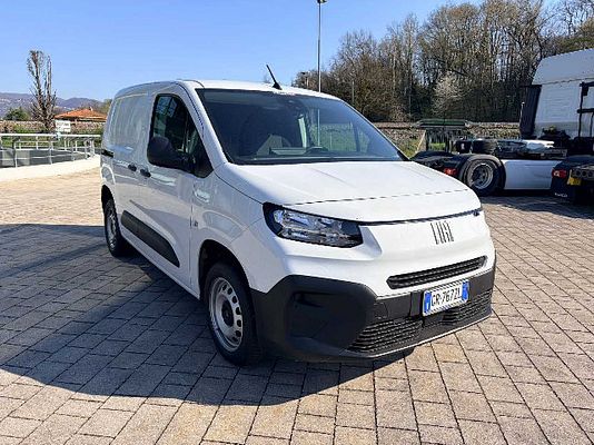 Vehicle image 3 / 11
