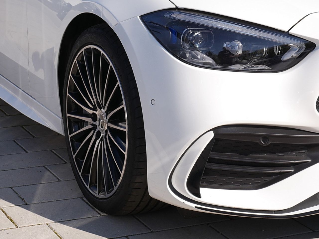 Mercedes-Benz C-Klasse – Bild 13