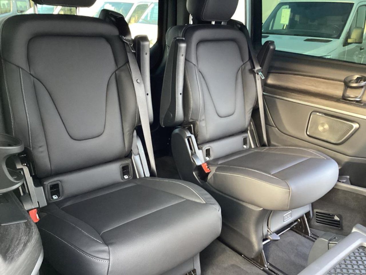 Fahrzeugbild 12 / 24