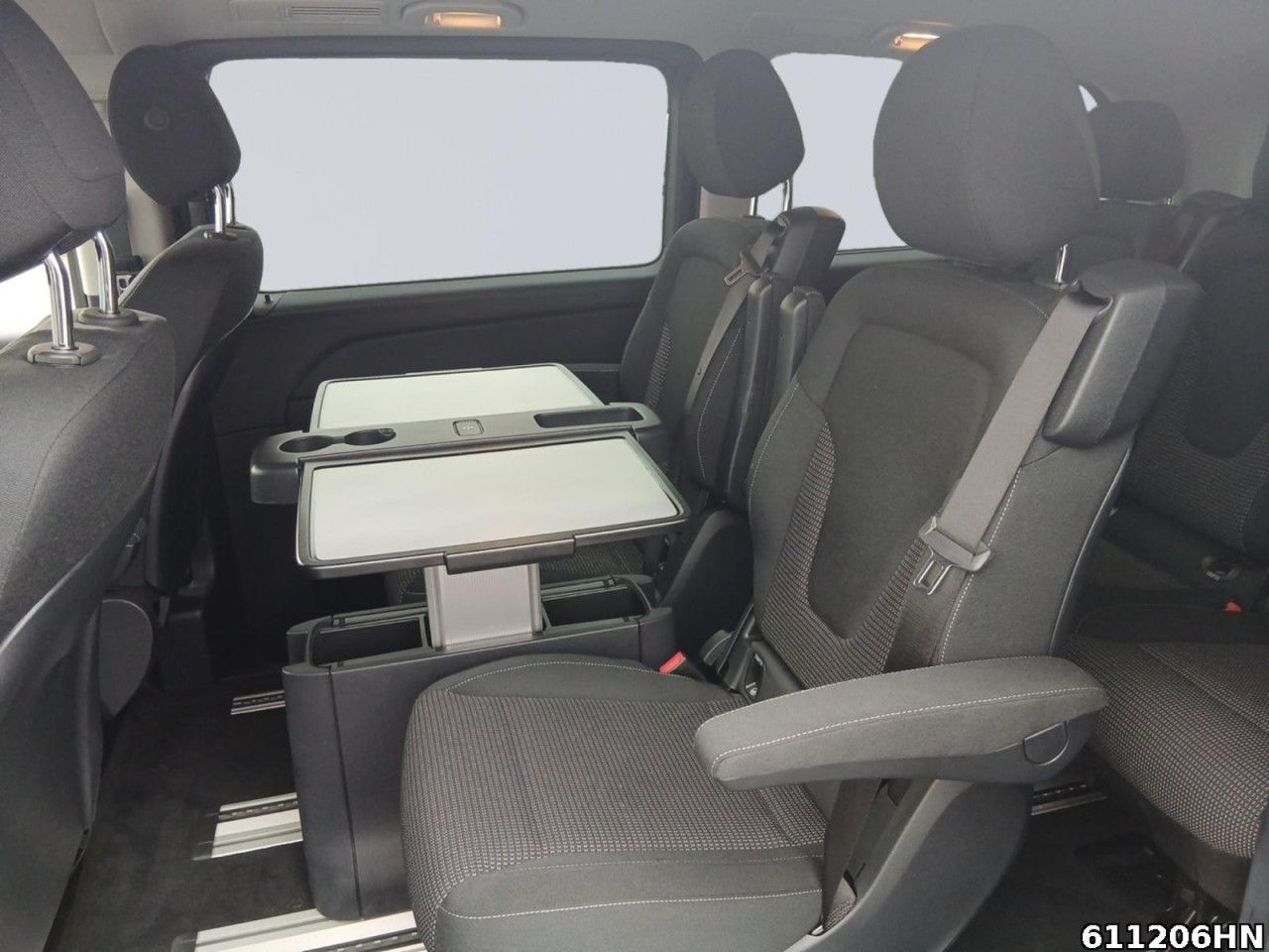 Mercedes-Benz EQV – Bild 9