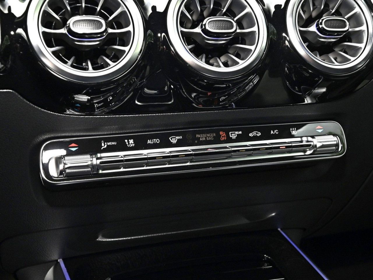 Mercedes-Benz EQA – Bild 11