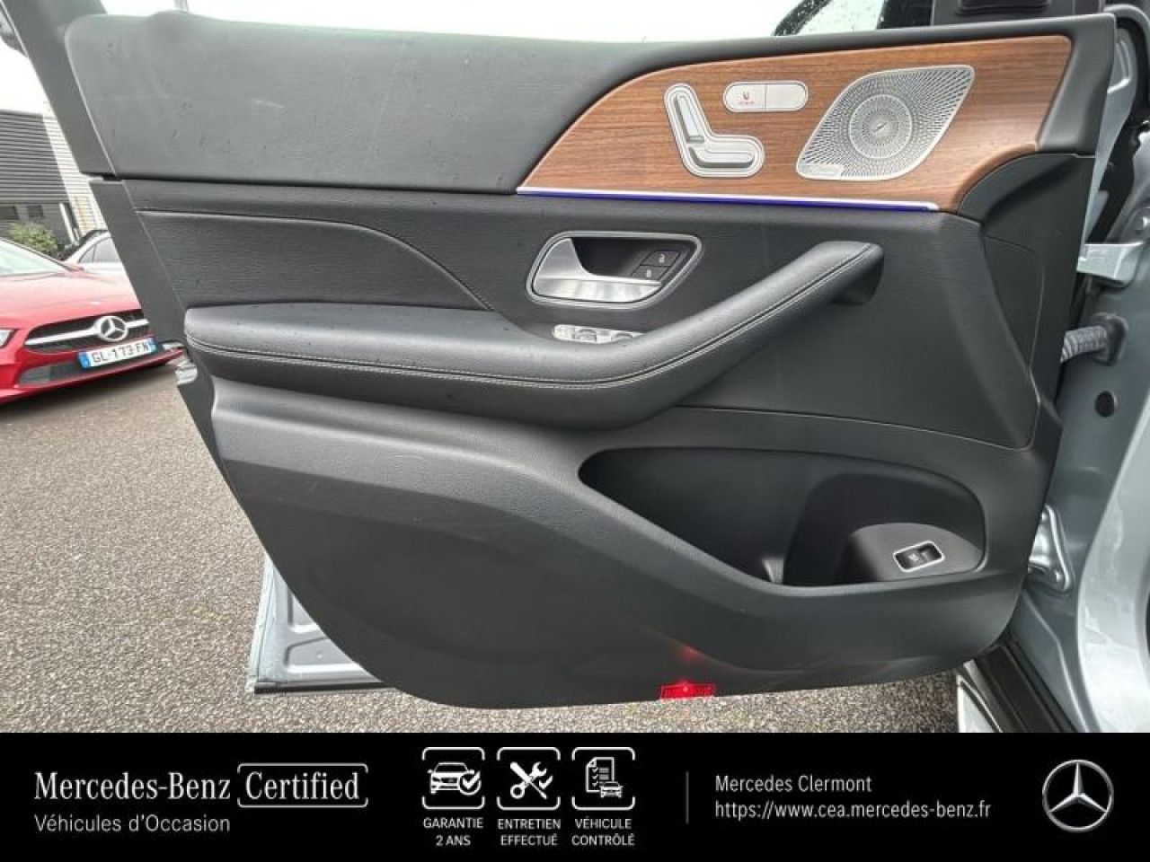 Photo du v&eacute;hicule 13 / 18