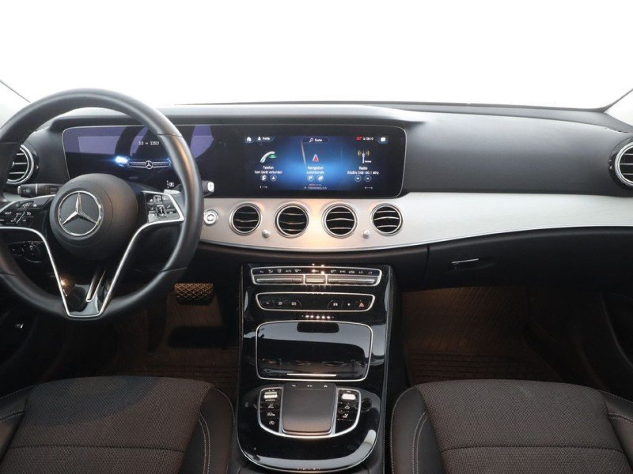 Mercedes-Benz E-Klasse – Bild 7