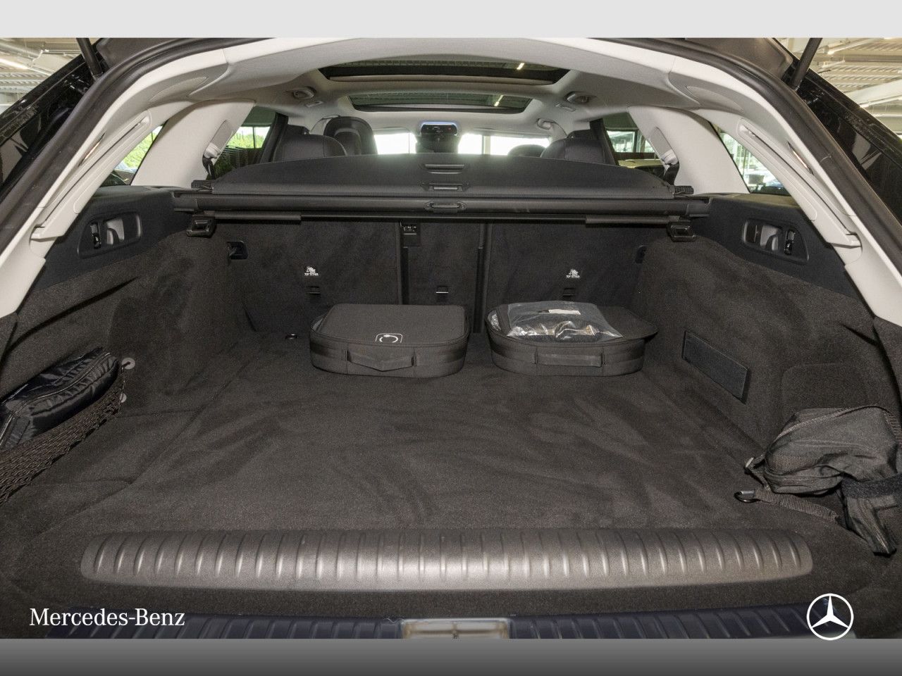 Mercedes-Benz E-Klasse – Bild 16