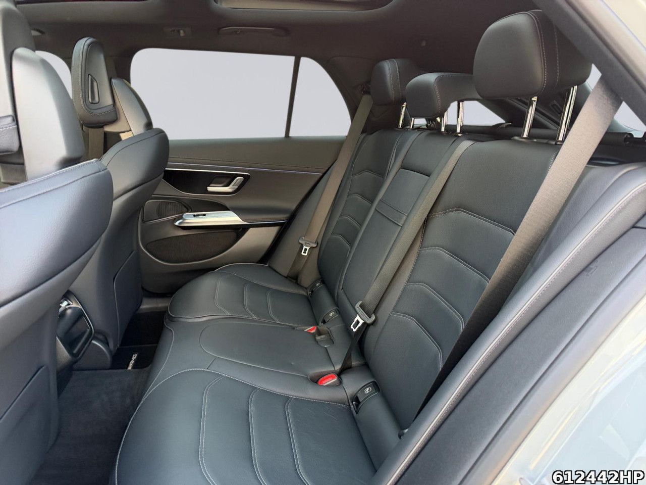 Mercedes-Benz E-Klasse – Bild 12