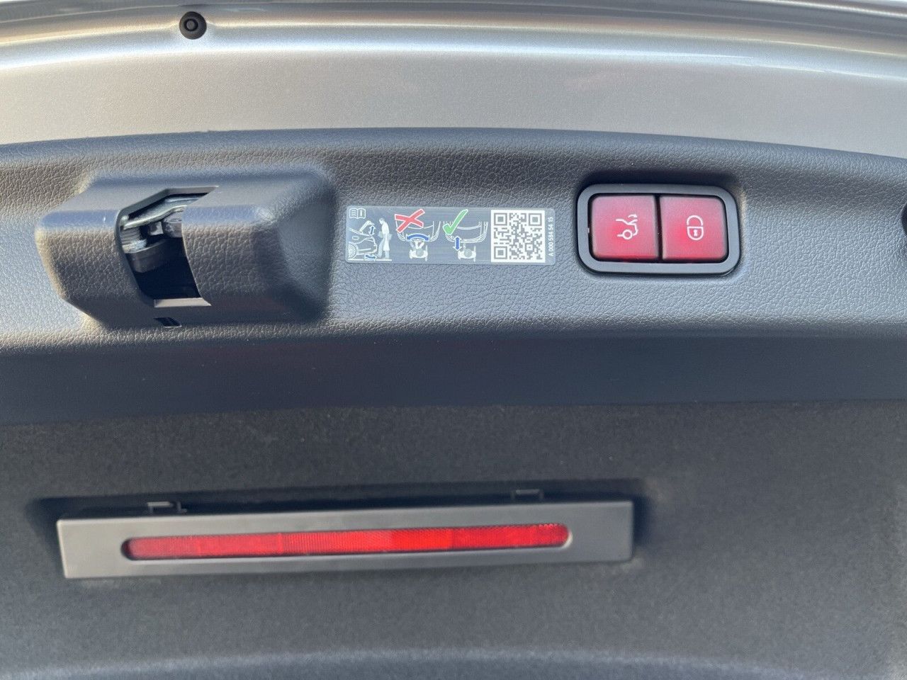 Mercedes-Benz C-Klasse – Bild 17