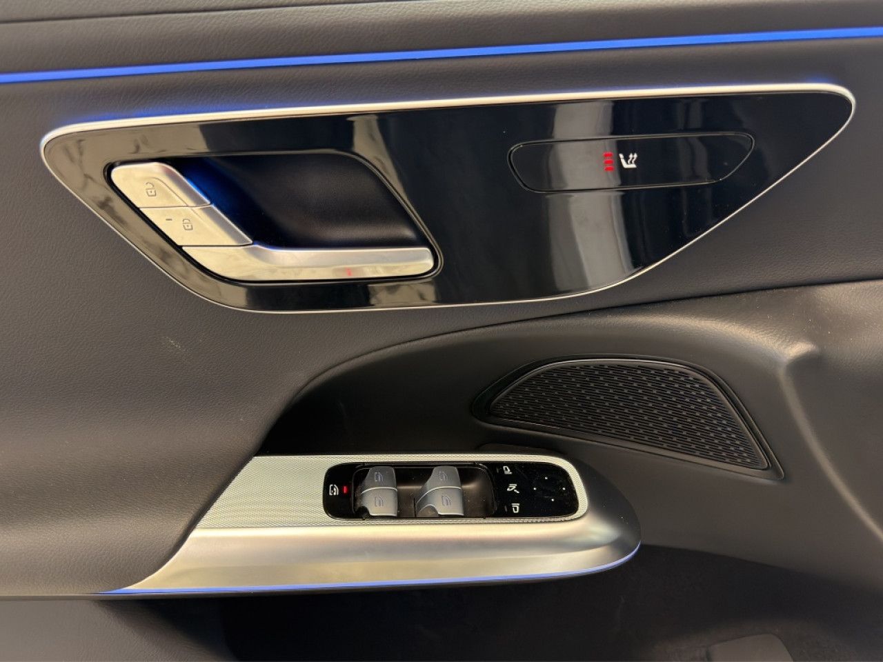Mercedes-Benz E-Klasse – Bild 6