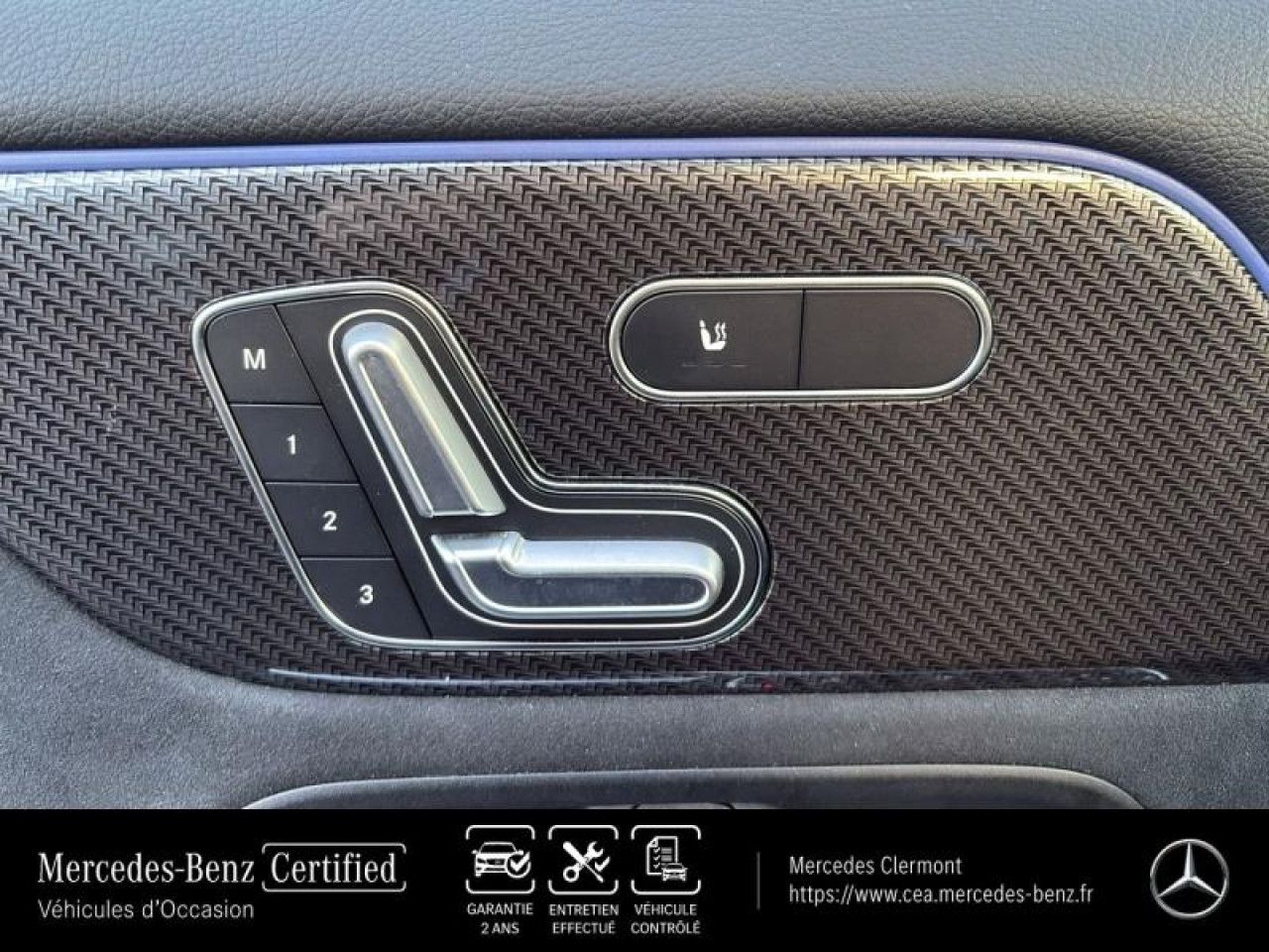 Photo du v&eacute;hicule 16 / 18