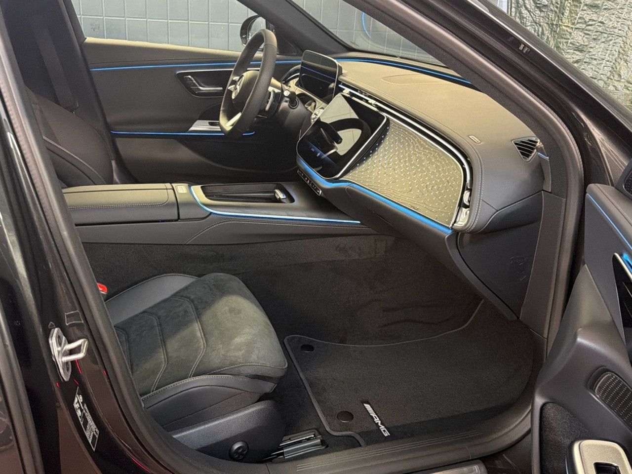 Mercedes-Benz E-Klasse – Bild 11