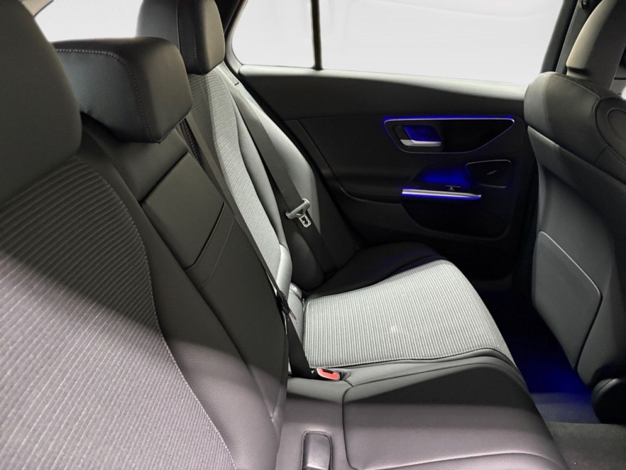 Mercedes-Benz C-Klasse – Bild 8