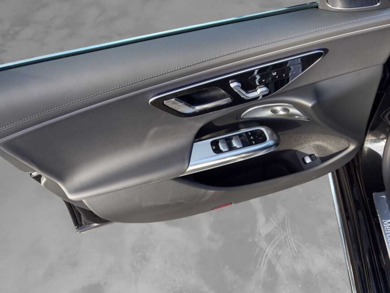 Mercedes-Benz E-Klasse – Bild 15