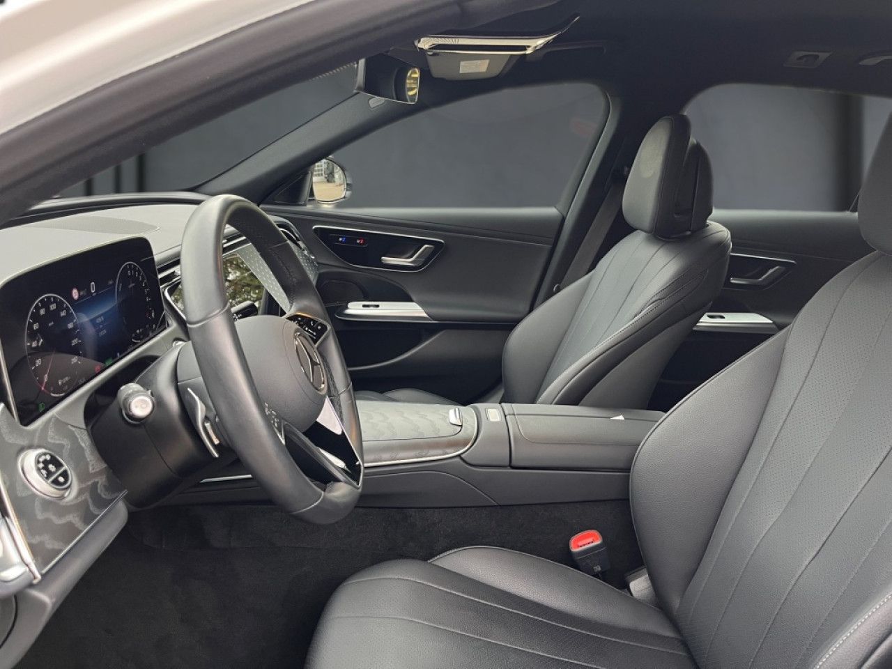 Mercedes-Benz E-Klasse – Bild 6