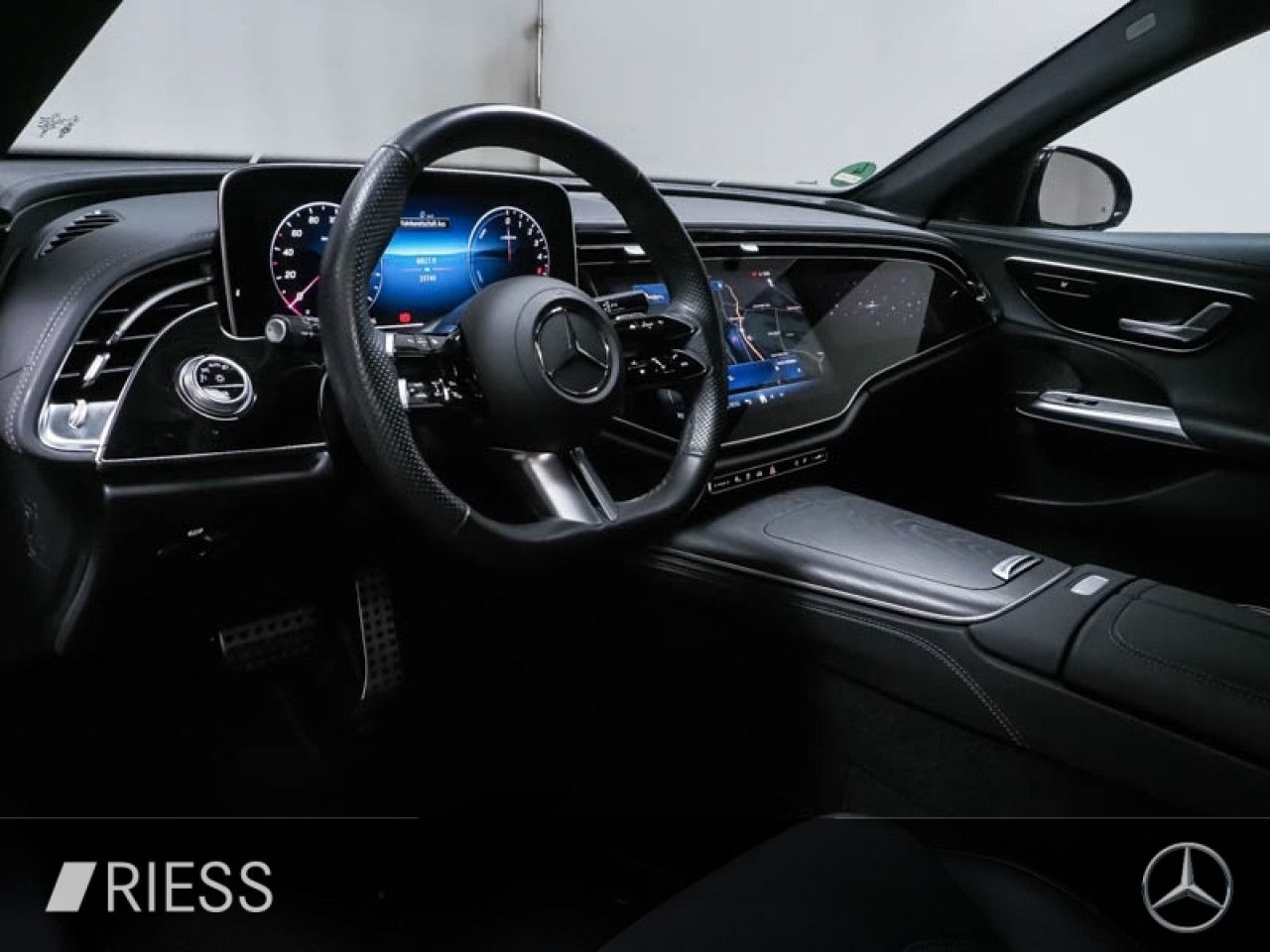 Mercedes-Benz E-Klasse – Bild 10