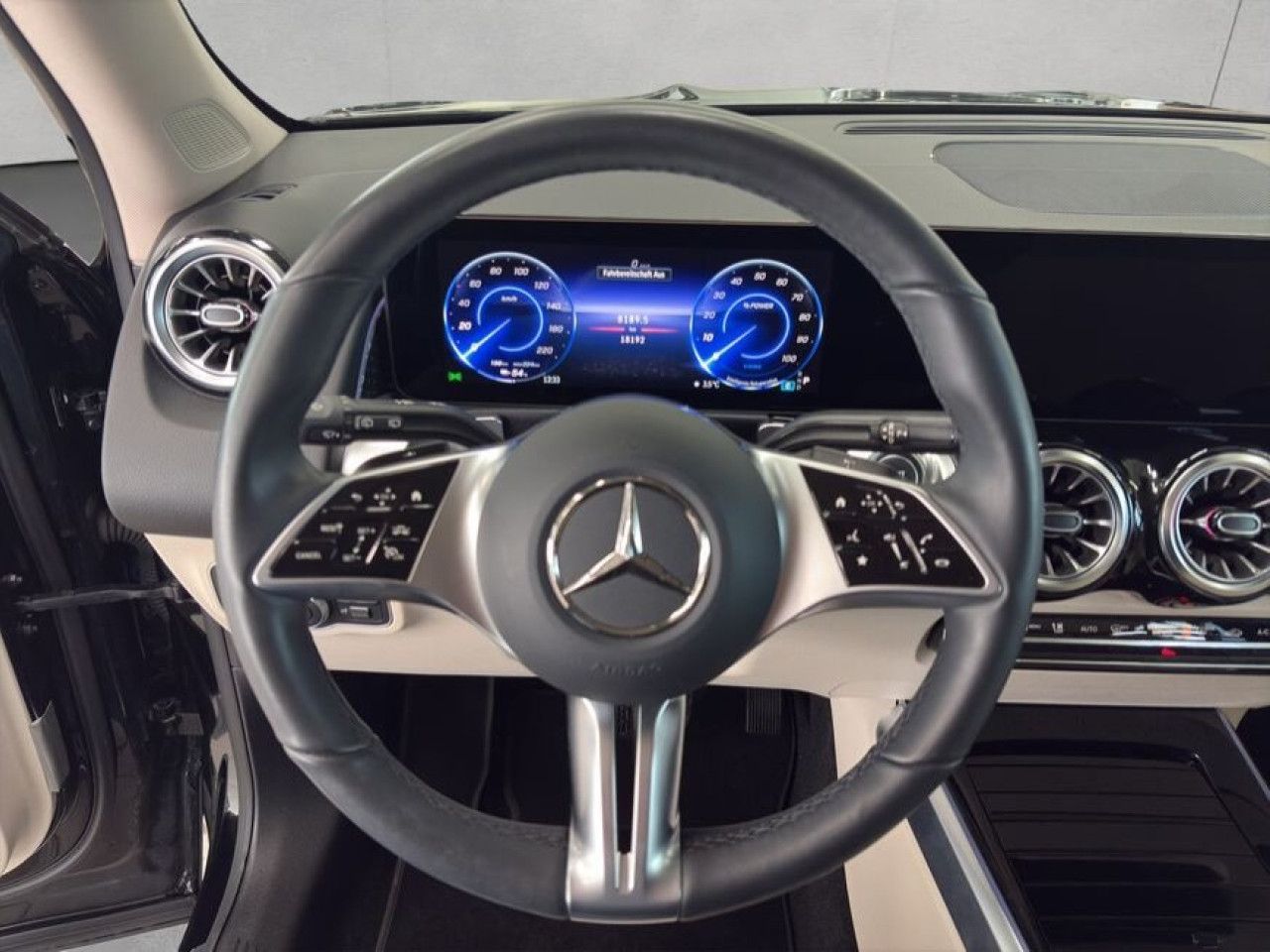 Fahrzeugbild 11 / 25