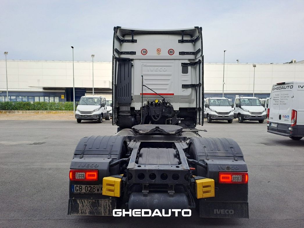 IVECO | TRATTORE STRADALE S - WAY 460 LNG METANO