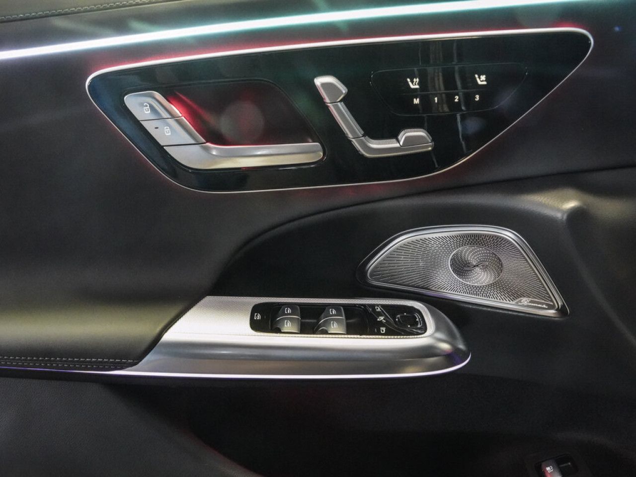 Mercedes-Benz E-Klasse – Bild 15