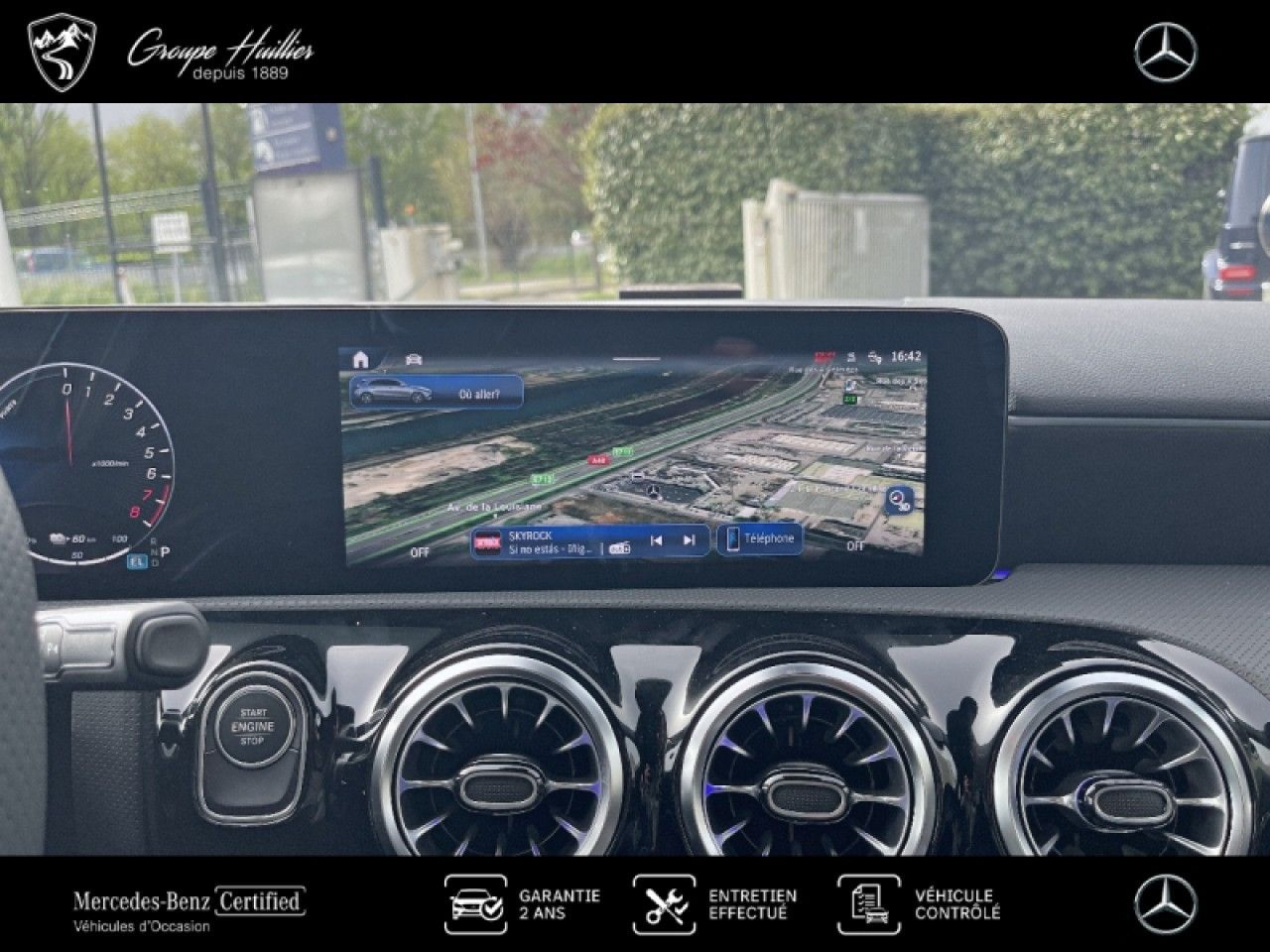 Photo du v&eacute;hicule 8 / 18