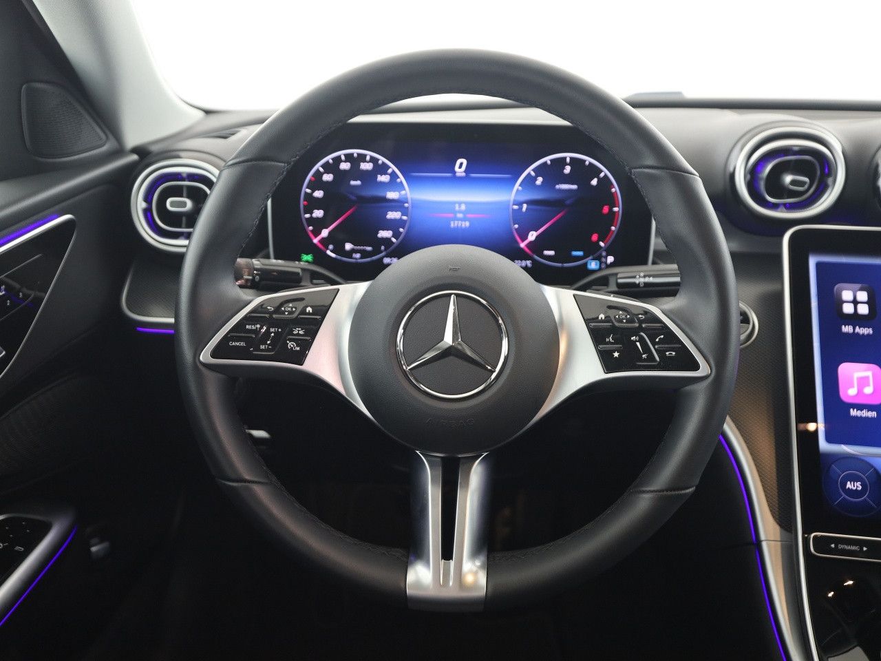 Mercedes-Benz C-Klasse – Bild 11