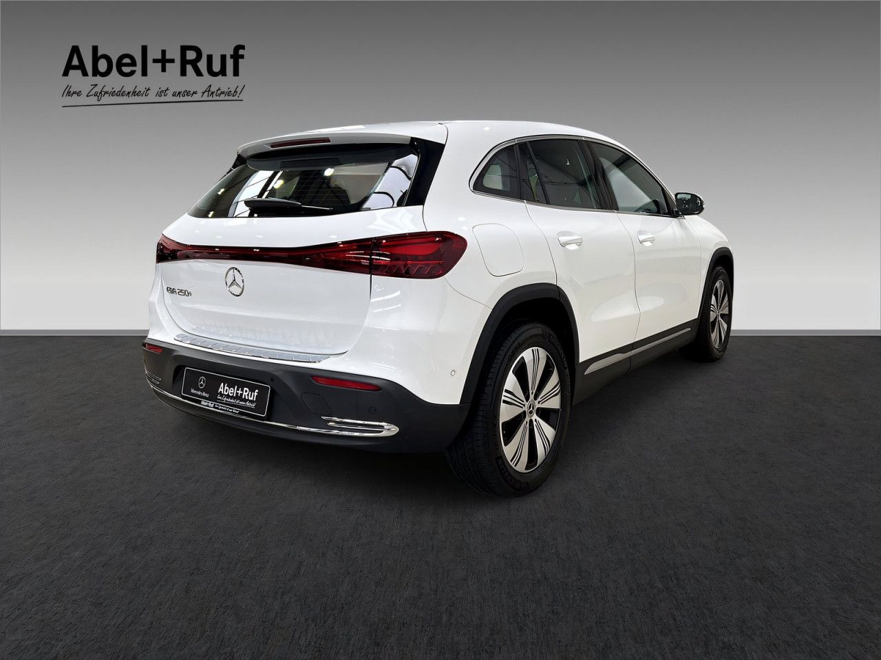 Mercedes-Benz EQA – Bild 6