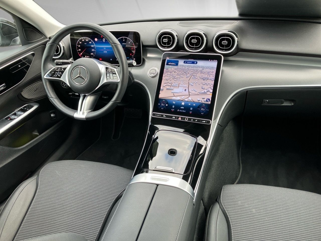 Mercedes-Benz C-Klasse – Bild 24