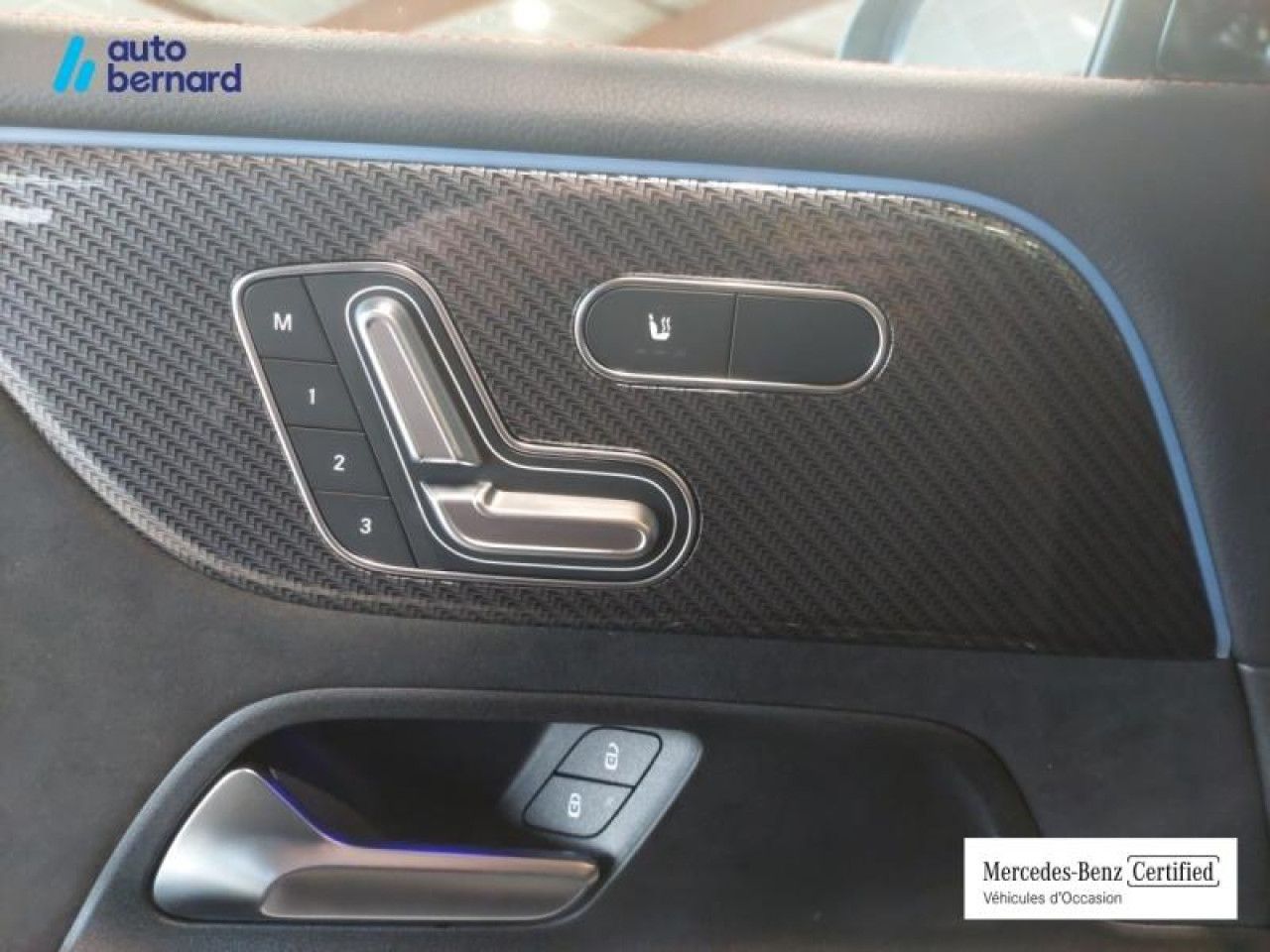 Photo du v&eacute;hicule 14 / 18