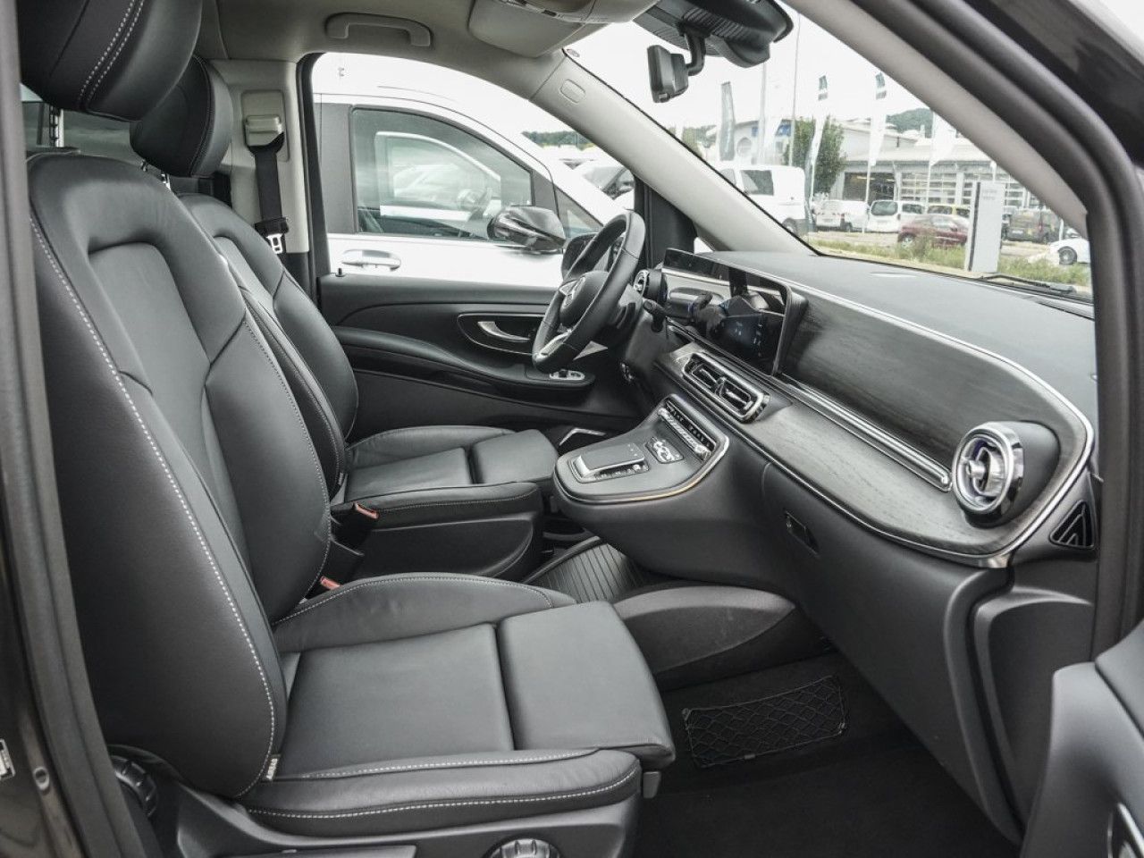 Mercedes-Benz EQV – Bild 12