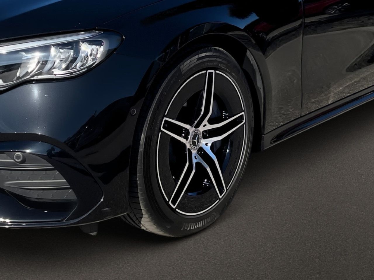 Mercedes-Benz E-Klasse – Bild 7