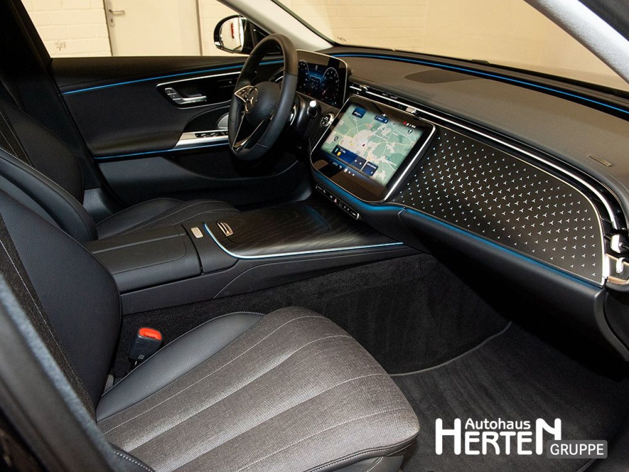 Mercedes-Benz E-Klasse – Bild 3