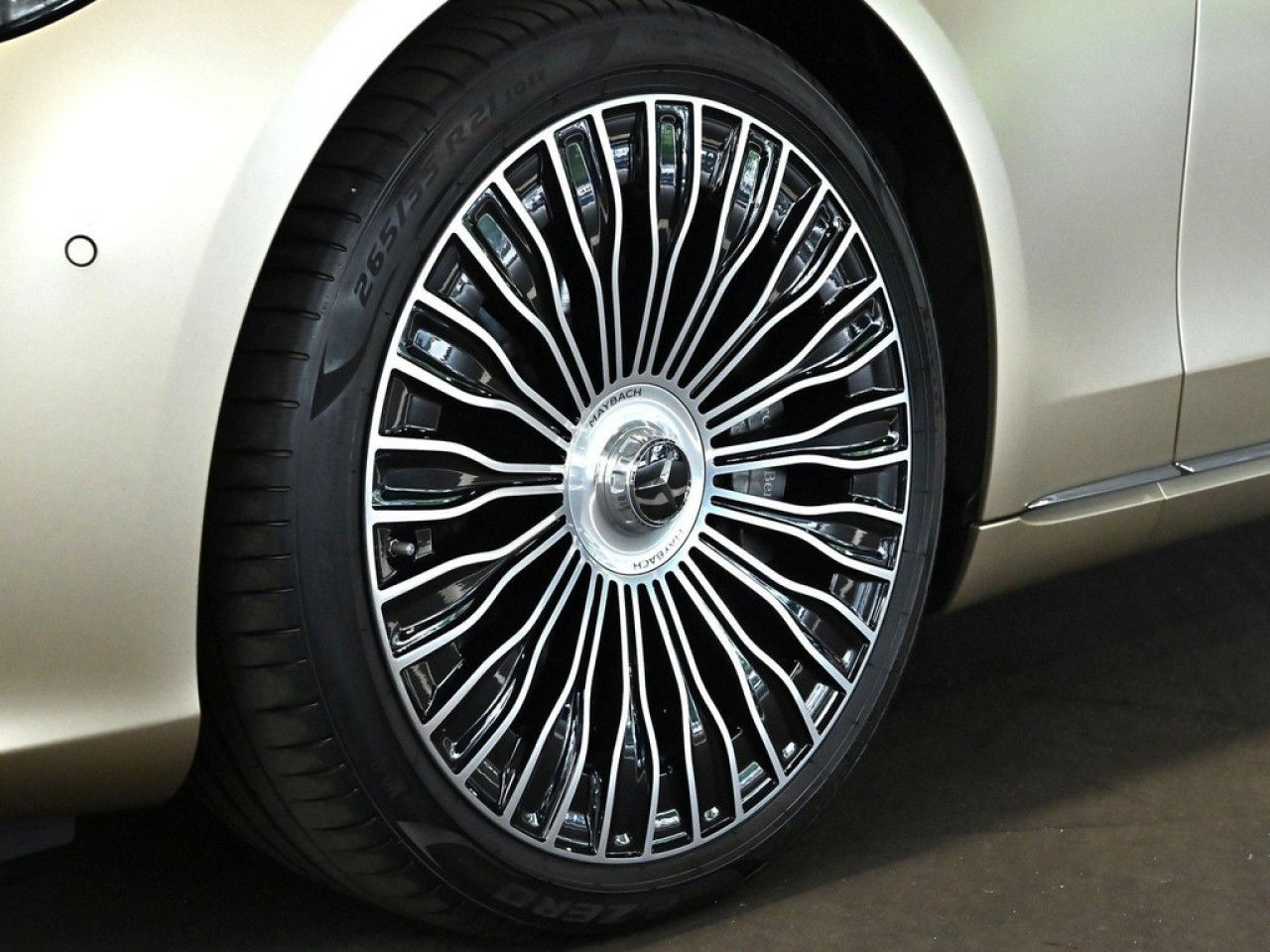 Mercedes-Benz S-Klasse – Bild 8