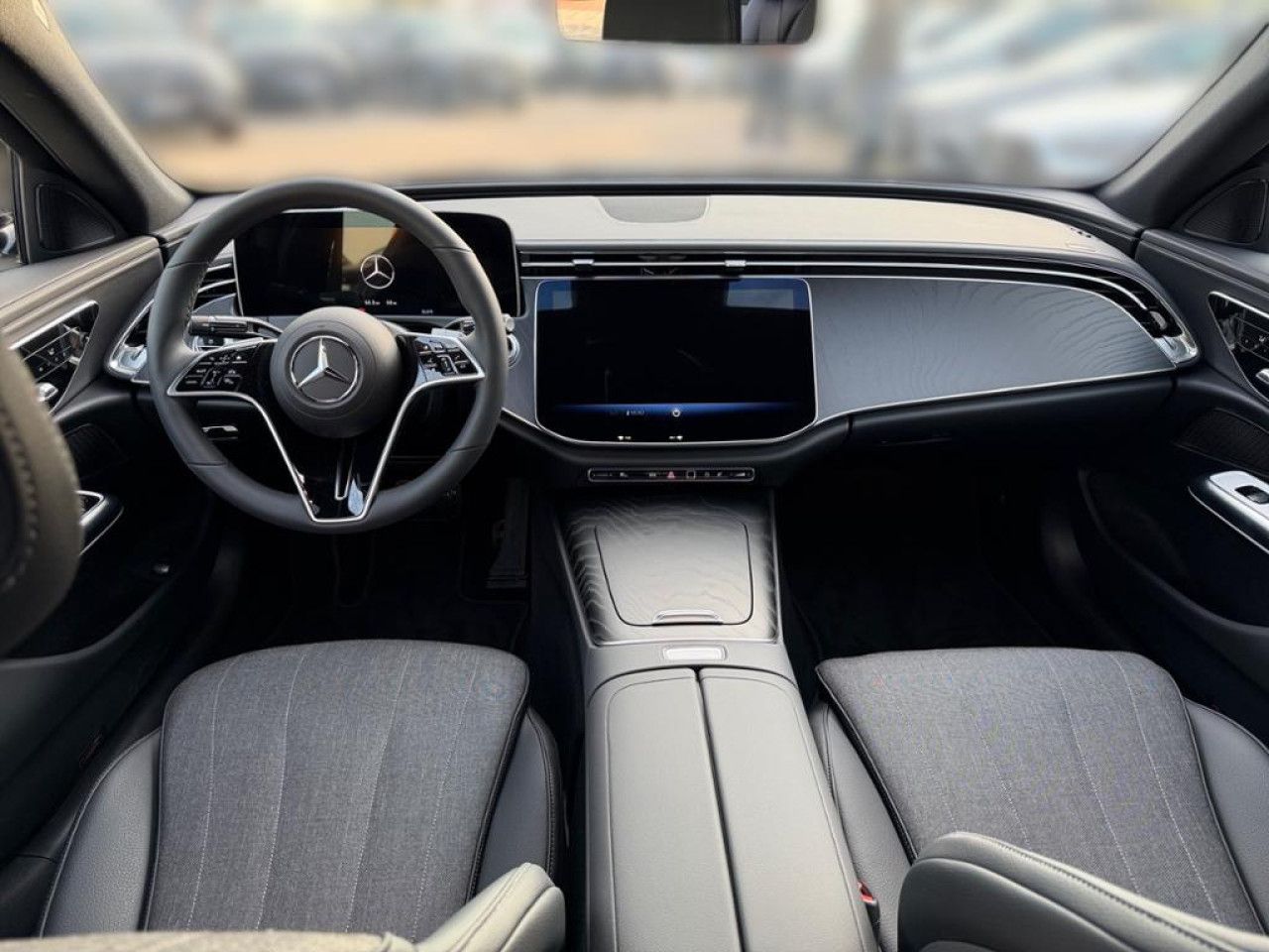 Mercedes-Benz E-Klasse – Bild 11