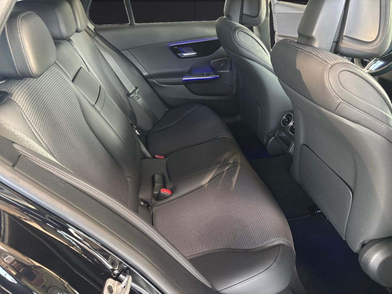 Mercedes-Benz C-Klasse – Bild 13
