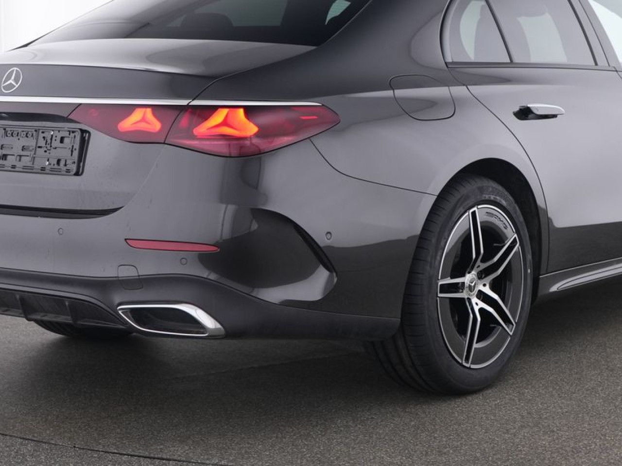 Mercedes-Benz E-Klasse – Bild 4