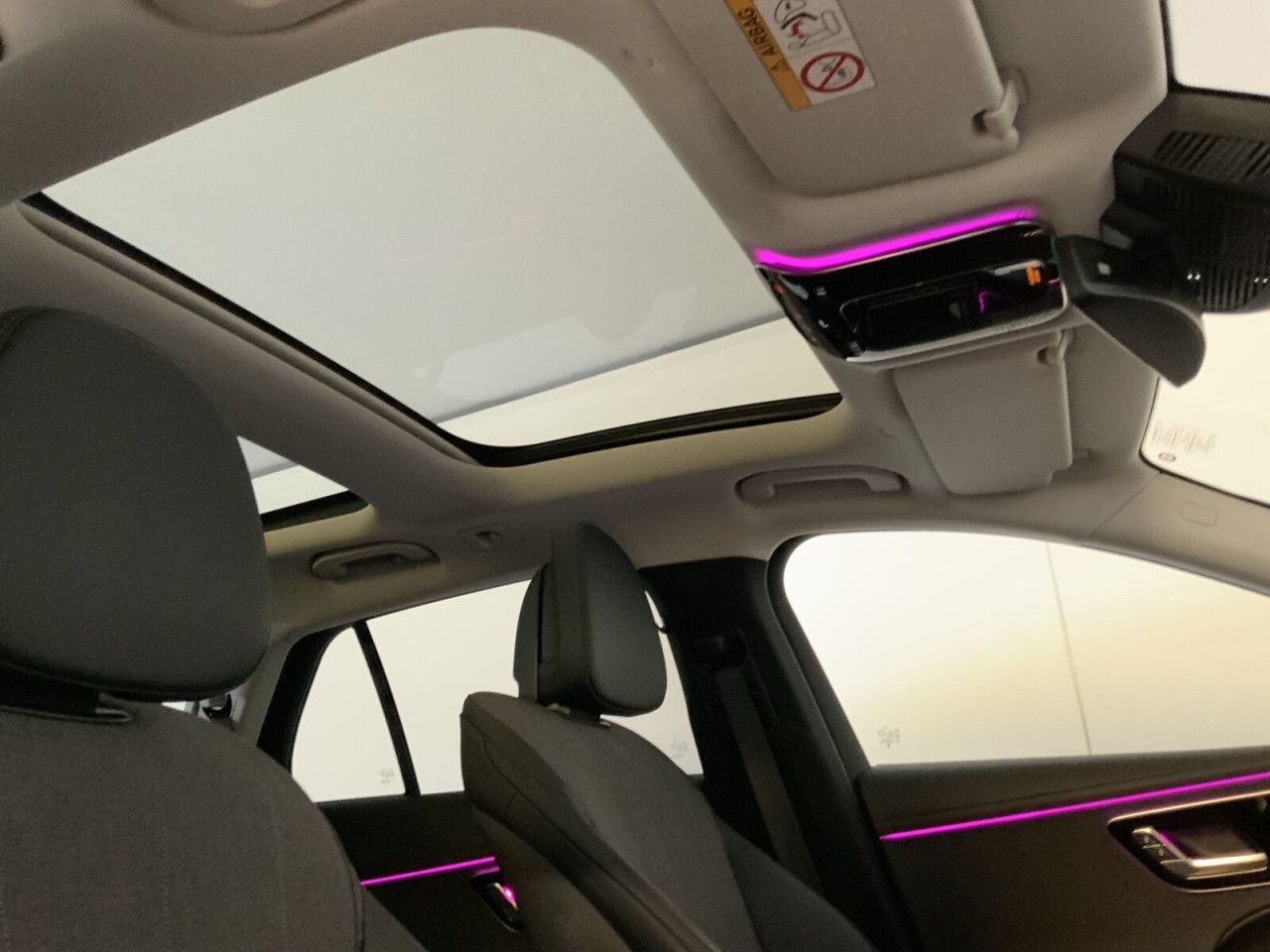 Mercedes-Benz E-Klasse – Bild 14