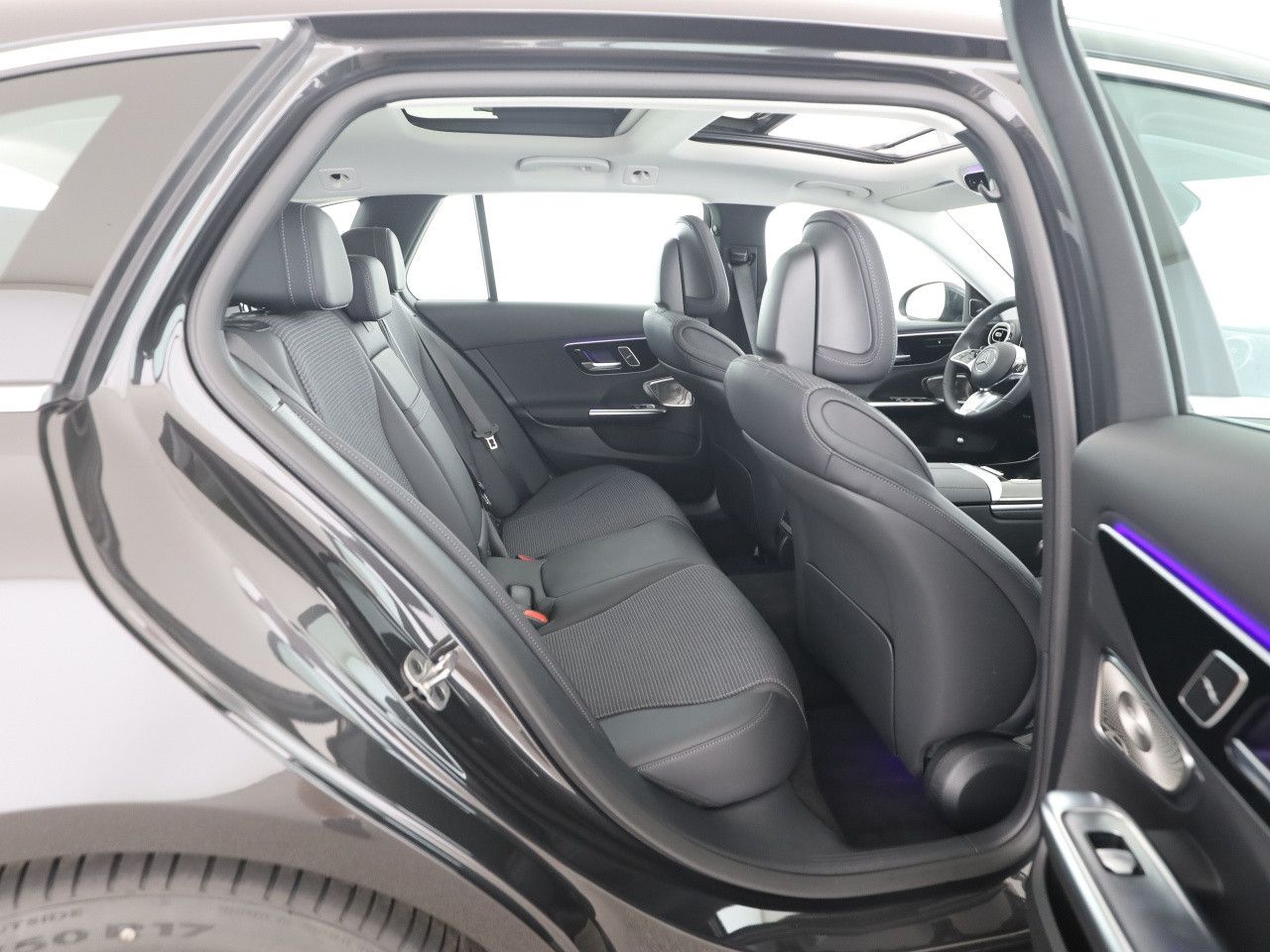 Mercedes-Benz C-Klasse – Bild 16