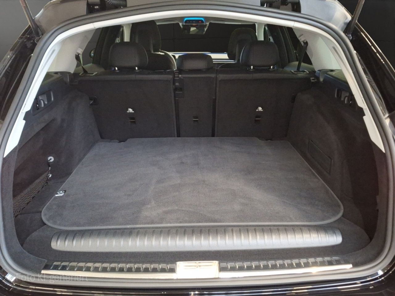 Mercedes-Benz E-Klasse – Bild 11