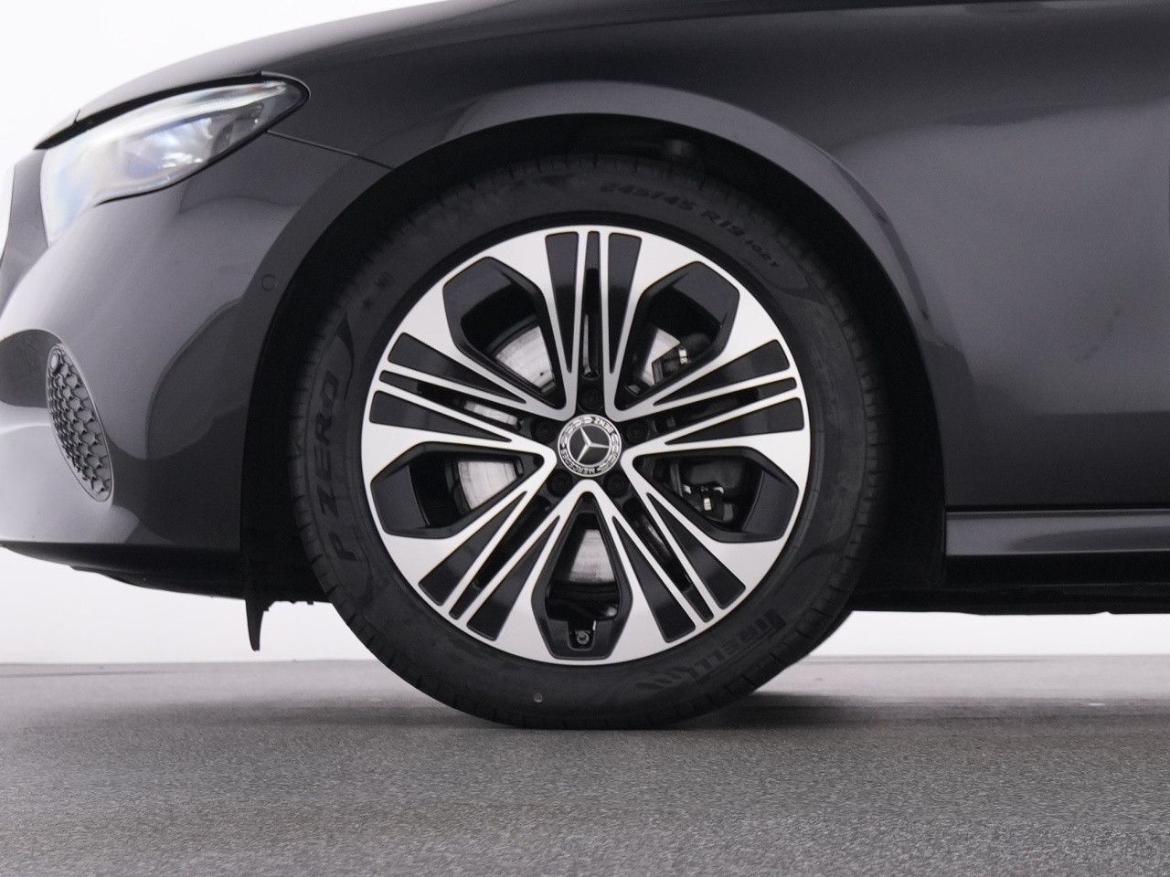 Mercedes-Benz E-Klasse – Bild 19