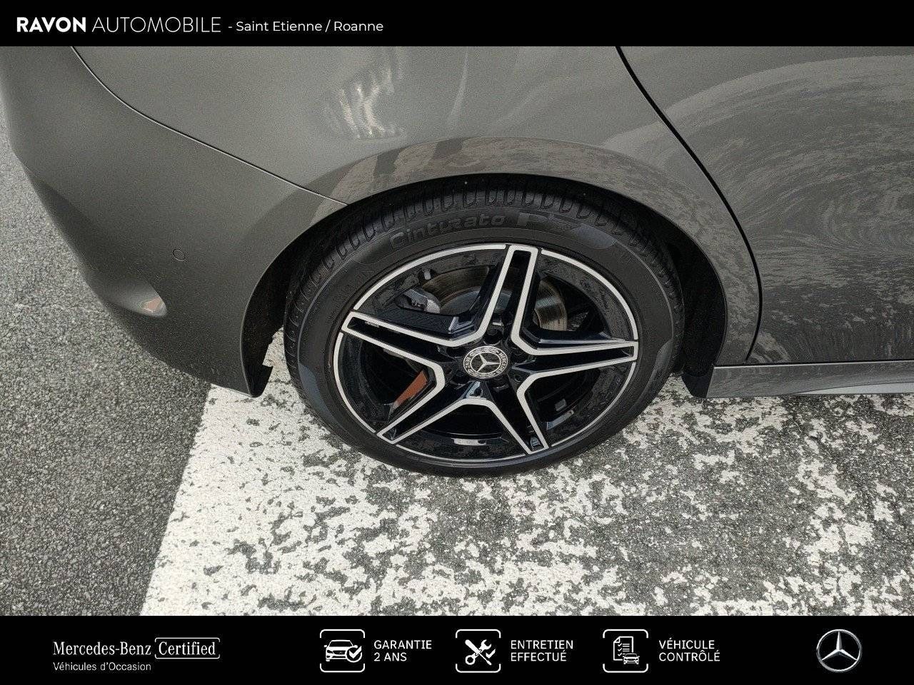 Photo du v&eacute;hicule 8 / 18