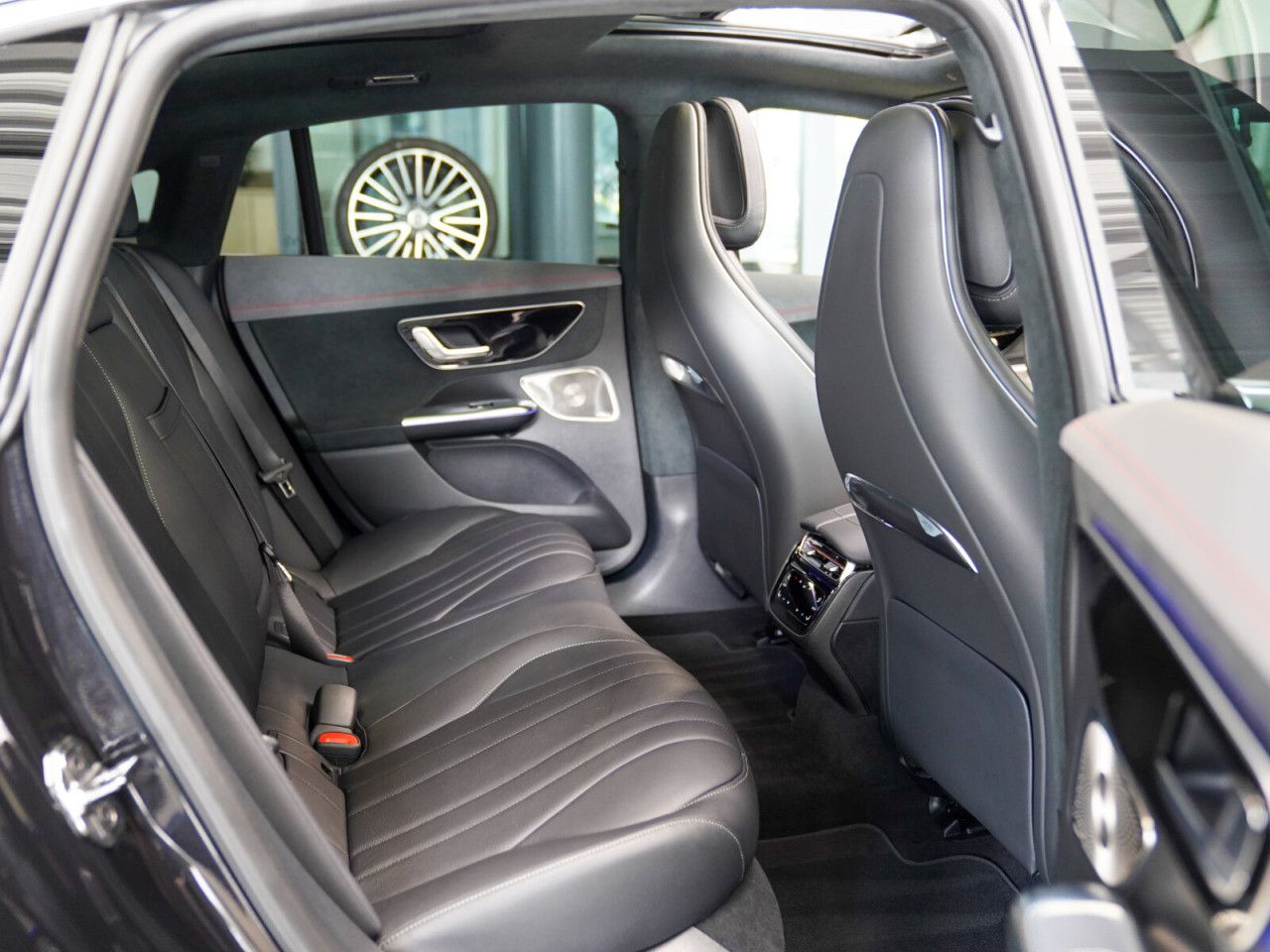 Mercedes-Benz EQE – Bild 15