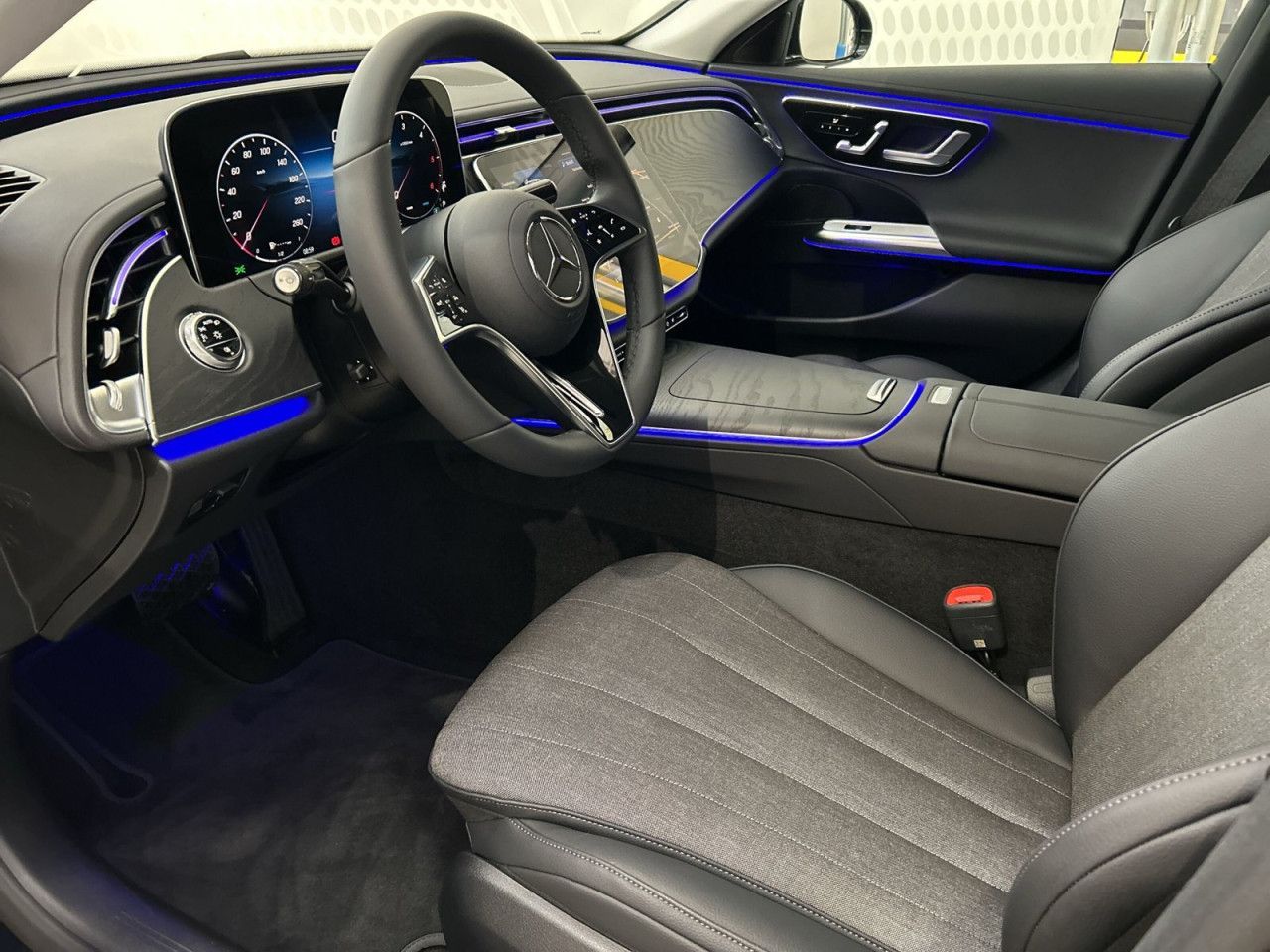 Fahrzeugbild 12 / 24