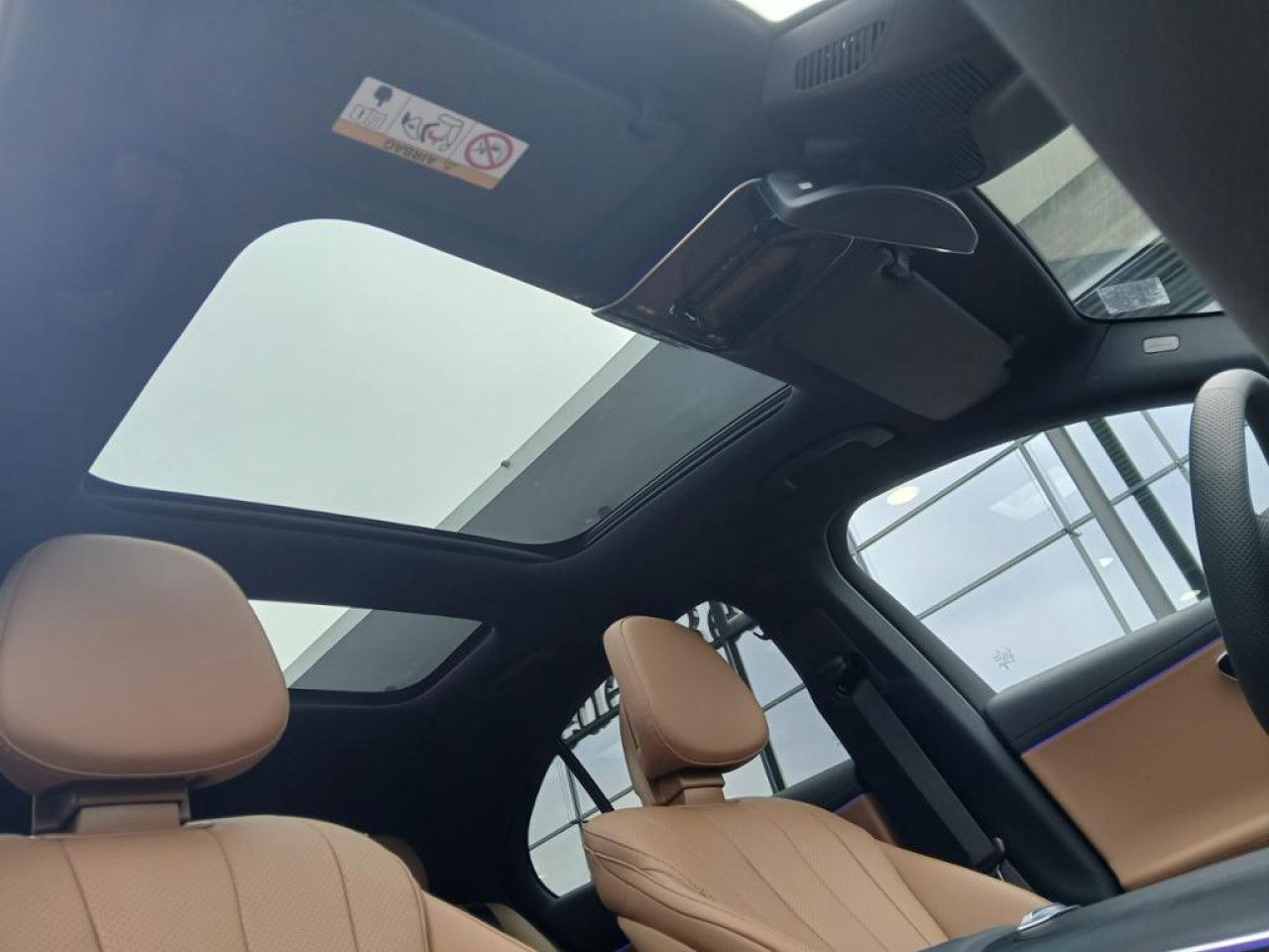 Mercedes-Benz E-Klasse – Bild 12