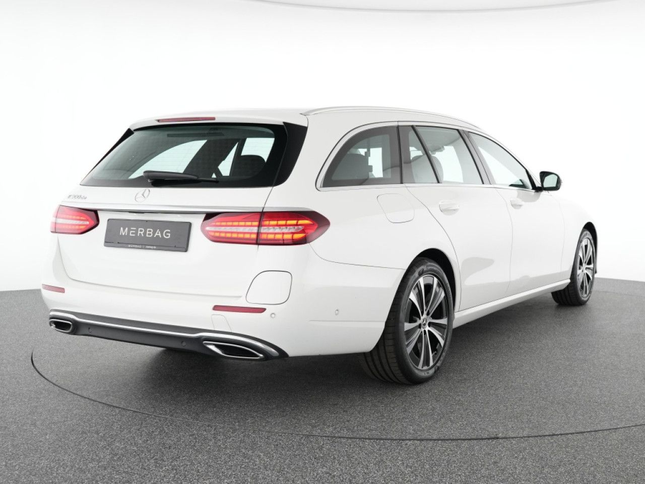 Mercedes-Benz E-Klasse – Bild 3