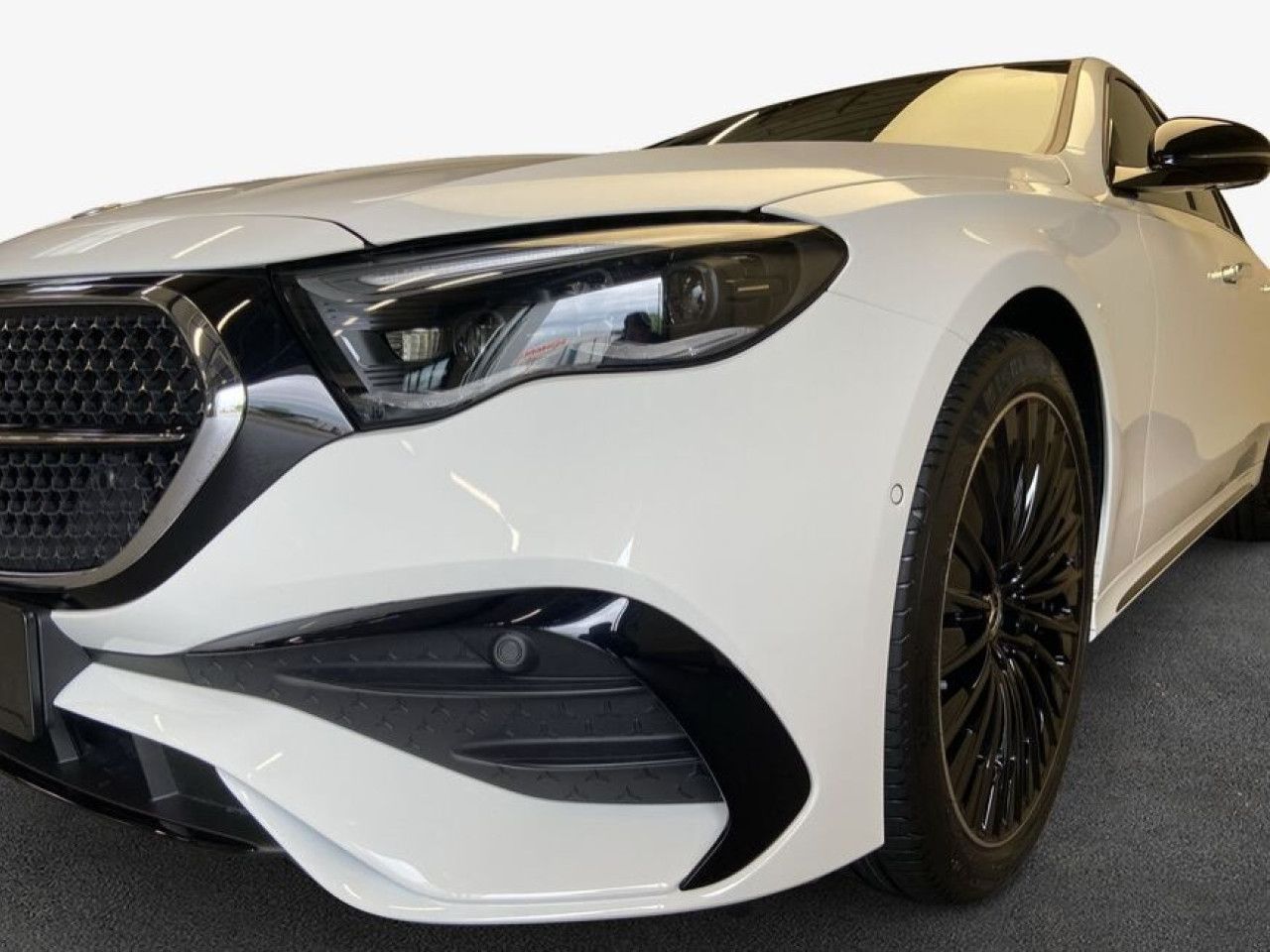 Mercedes-Benz E-Klasse – Bild 6
