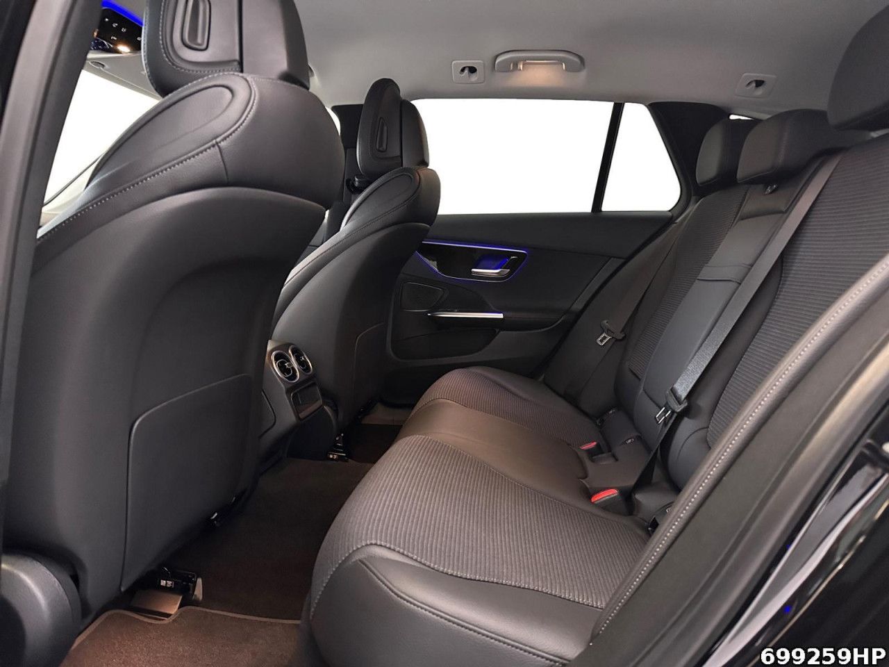 Mercedes-Benz C-Klasse – Bild 11