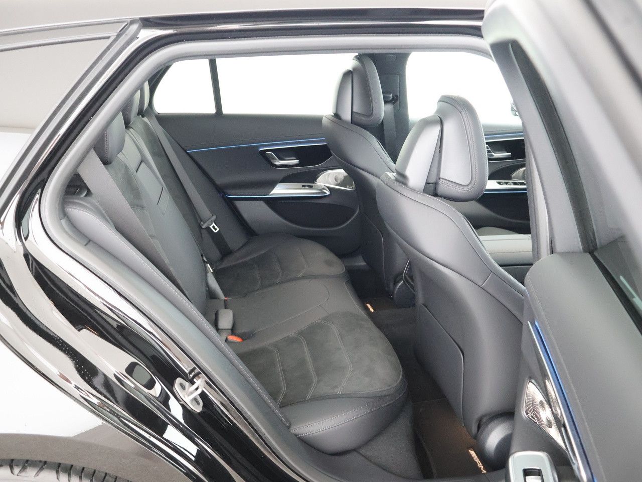 Mercedes-Benz E-Klasse – Bild 14