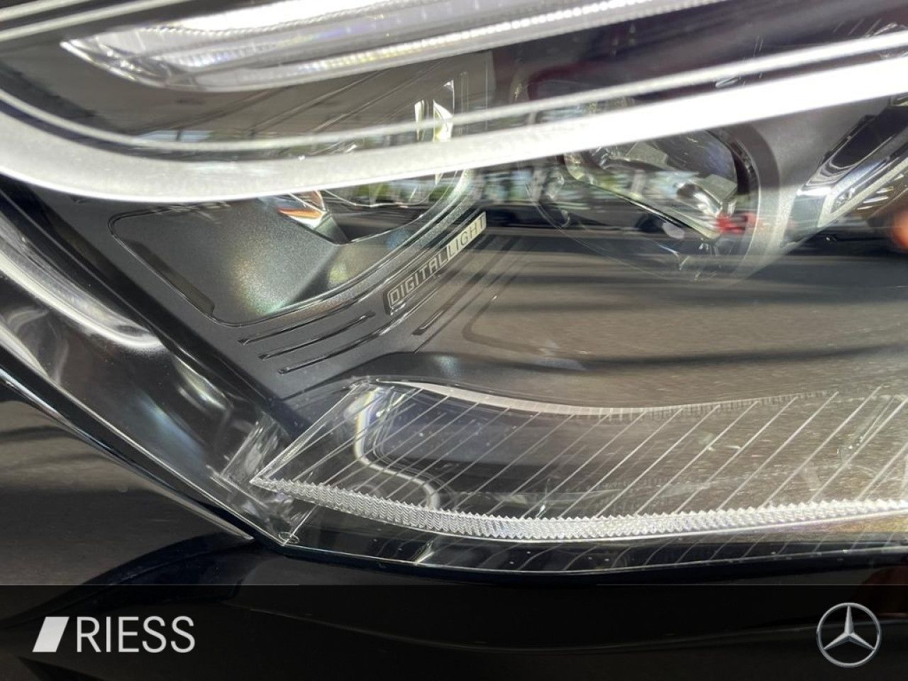 Mercedes-Benz E-Klasse – Bild 19
