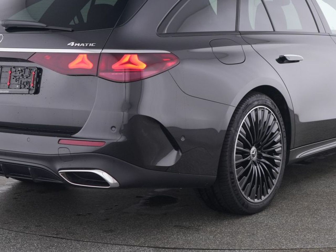 Mercedes-Benz E-Klasse – Bild 4